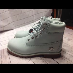 NIB Timberland 6in Leather Boots TBOA1ODE-Mint